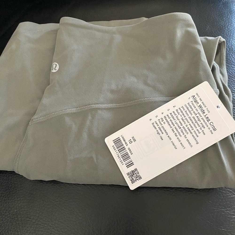 Align Wide Leg Crop NWT 10 grey sage
